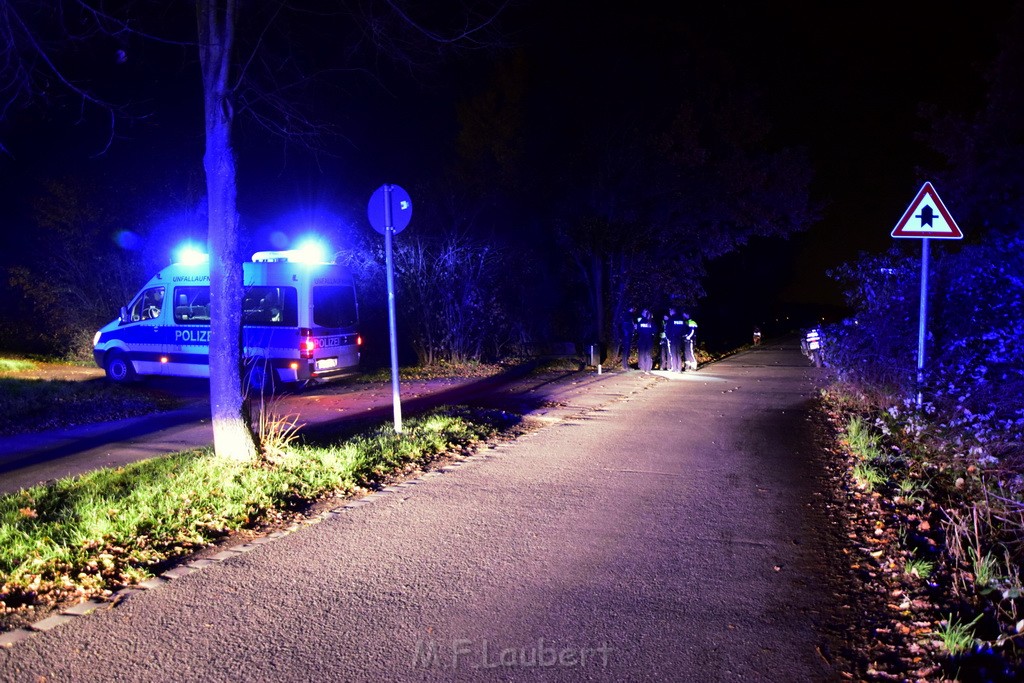 Person angefahren Fahrer fluechtig Koeln Rath Brueck Rather Steinweg P10.JPG - Miklos Laubert